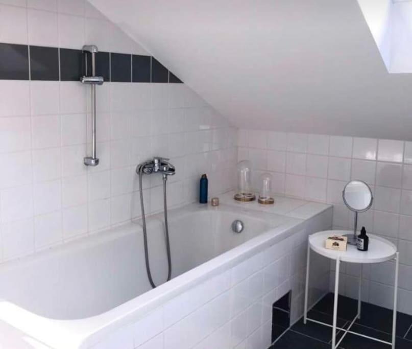 Sonnige Und Ruhige Wohnung Fur Entspanntes Reisen Vienna Exterior photo